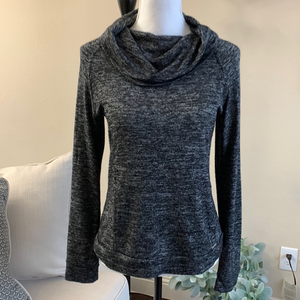 4 for $30 Hello Mello Top